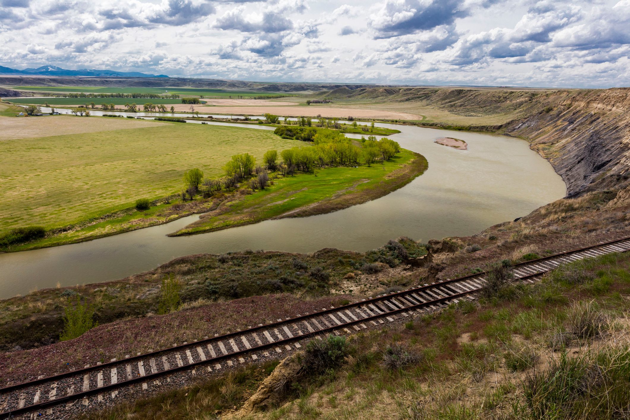 Decision Point at confluence of Maria