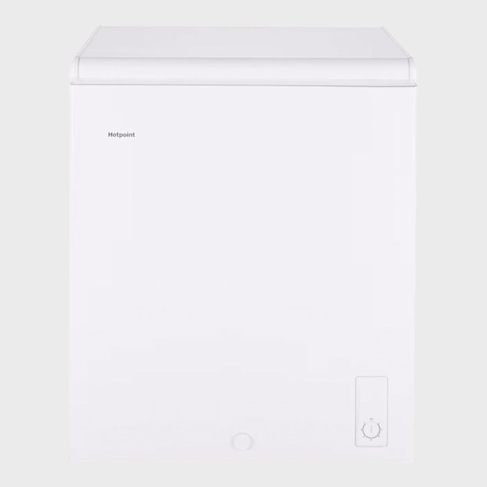 Hotpoint Manual Defrost Chest Freezer