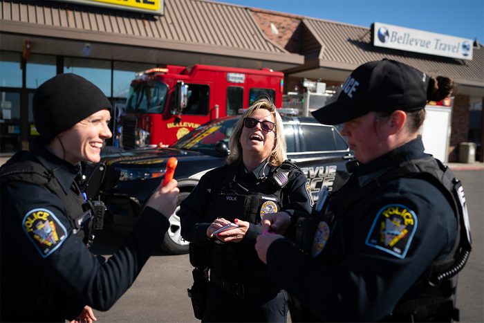 14 Outrageously Funny 911 Calls