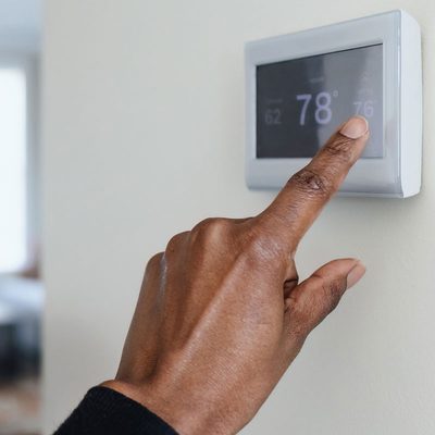 Here’s the Best Time of Day to Adjust Your Thermostat to Save Big Bucks in Summer