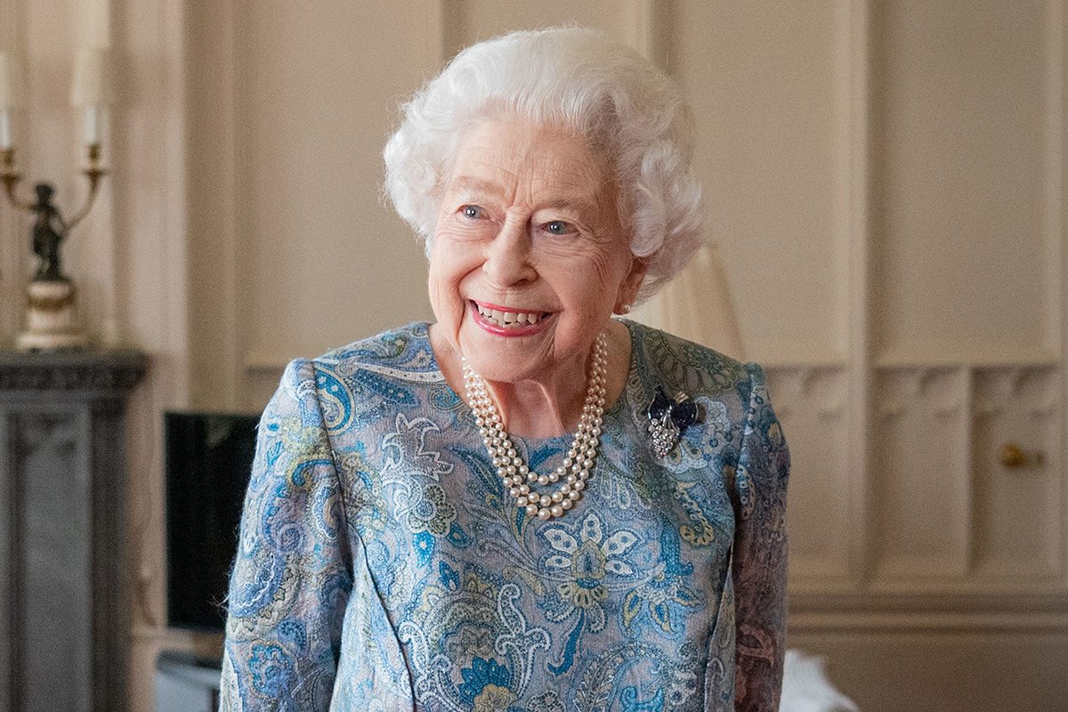  Conspiracy Theories About The Royal Family 