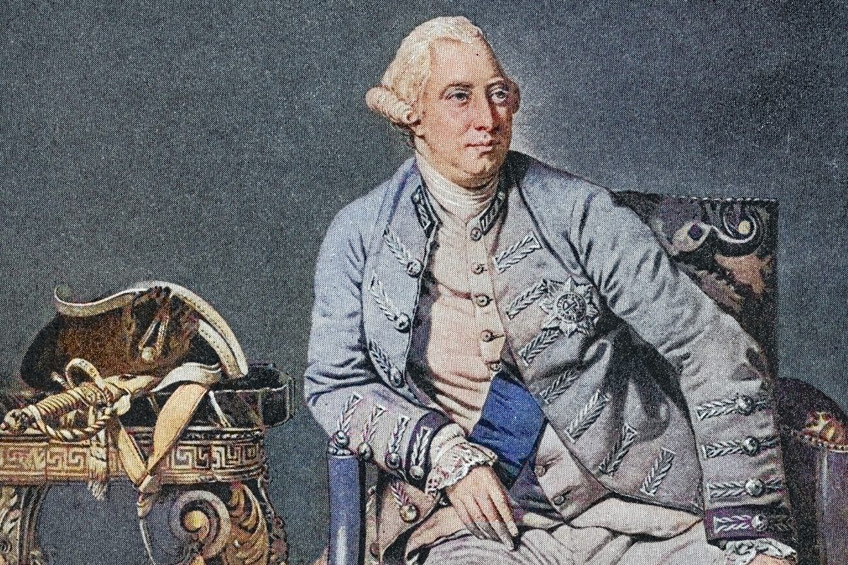 Conspiracy Theories About The Royal Family 