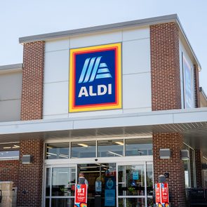 Aldi supermarket exterior
