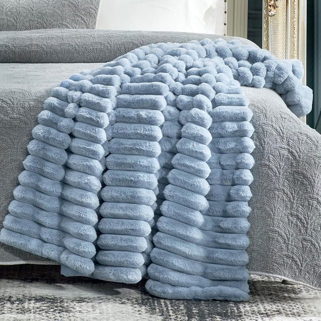 Cozy Bliss Faux Fur Throw Blanket